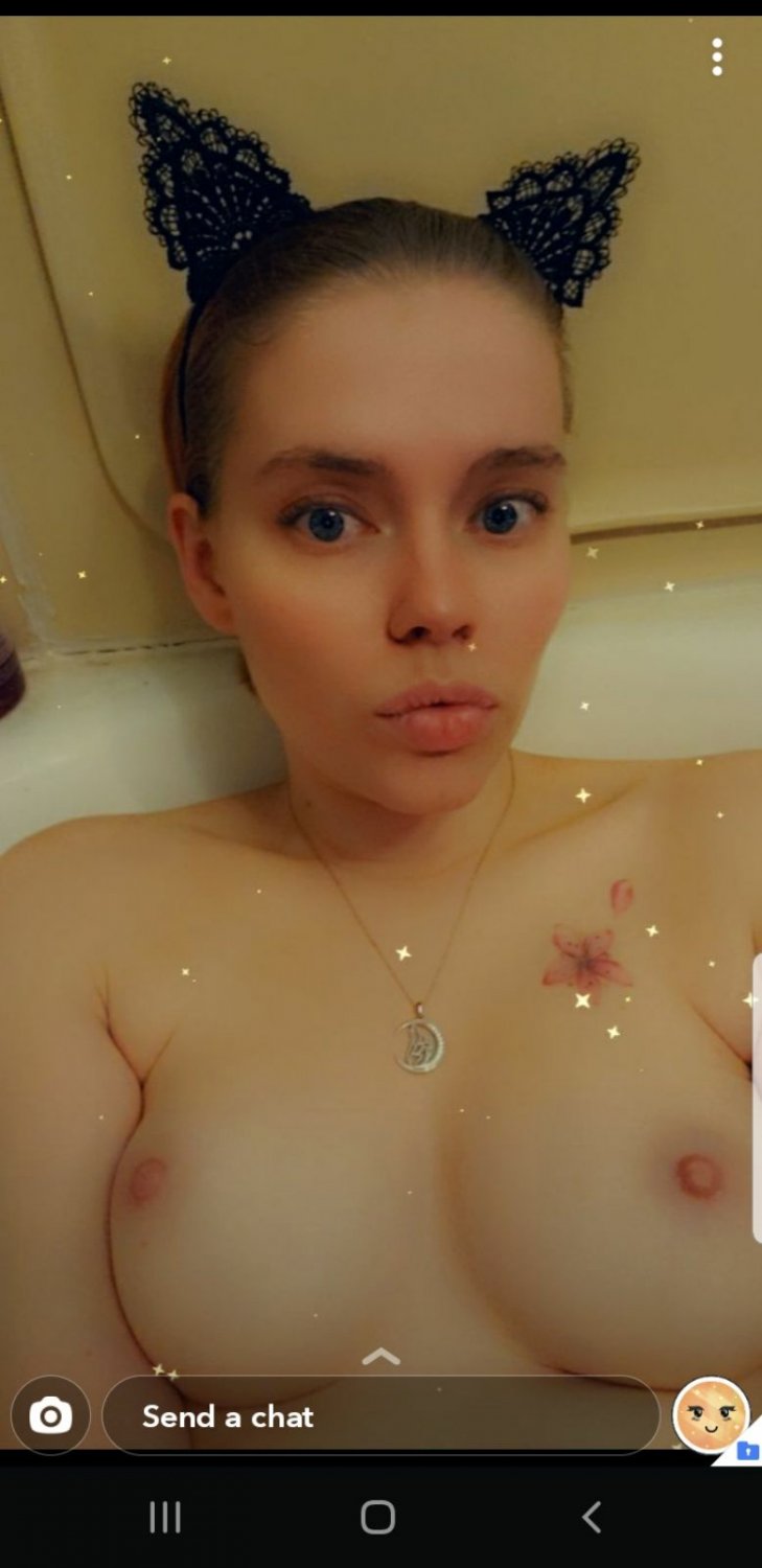 Candice from Cleveland age 33 #aoSIvqGS