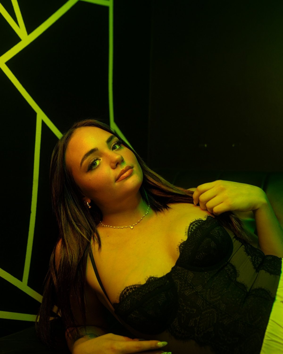 FEL1C1TY The Slutty Waitress #ybTHrWIa