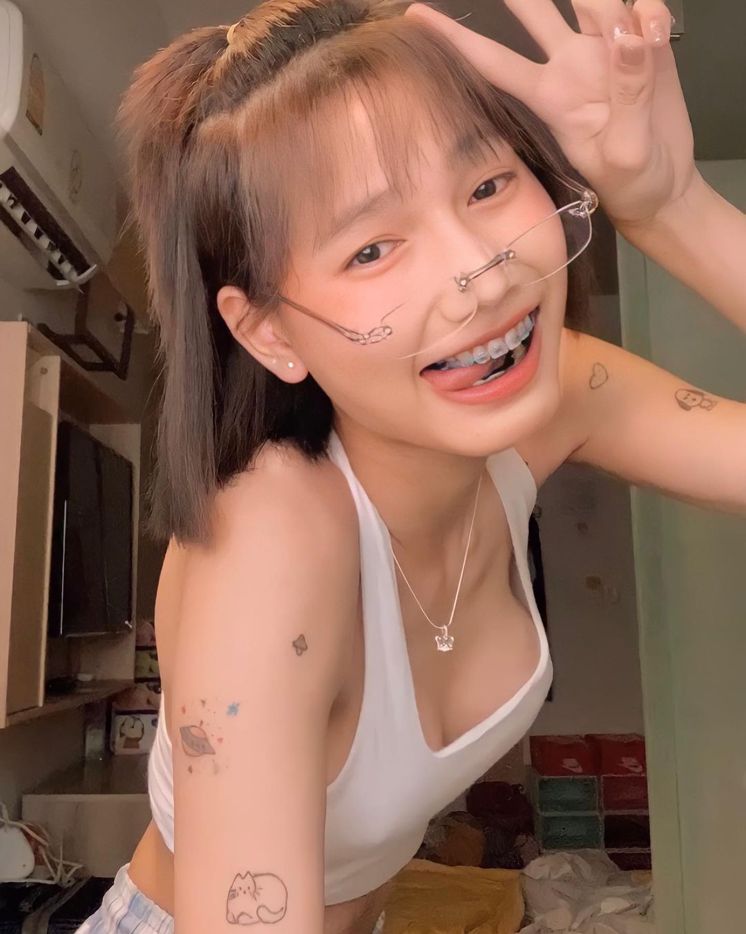 Nany2002003 Thai Ladyboy #s0C0Vd1m